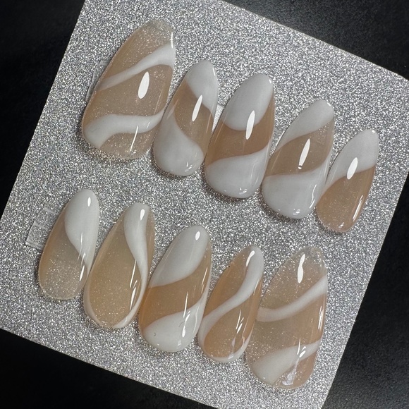 Medium almond white swirl handmade press on nails - Picture 2 of 5